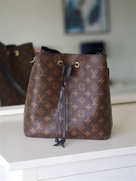 louis vuitton neonoe review|louis vuitton noe monogram.